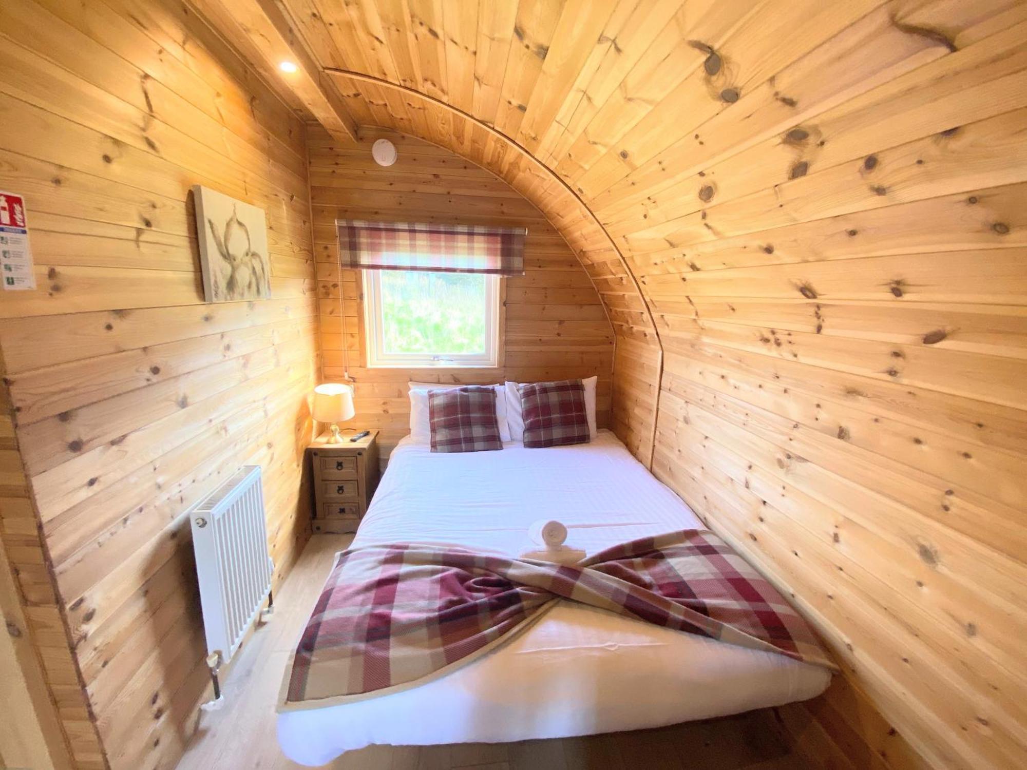 Pond View Pod 1 With Outdoor Hot Tub - Fife - Loch Leven - Lomond Hills Villa Kelty Ngoại thất bức ảnh